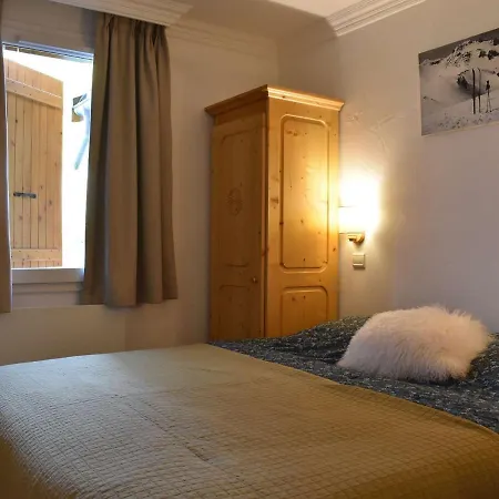 3 Pieces 6 Pers, Au Pied, Balcon, Parking, Meribel - Fr-1-180-545 * Les Allues